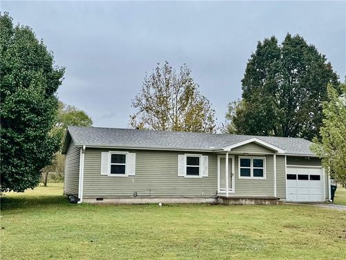 1421 S 15th St, Parsons, KS, 67357-5129 | Card Image