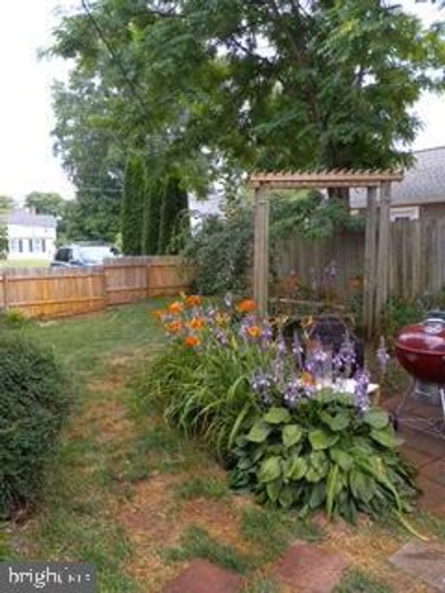 198 Peliso Ave, ORANGE, VA, 22960-1423 | Card Image