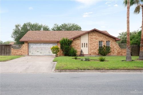 14 Quemado De Guines St, Brownsville, TX, 78526-1852 | Card Image