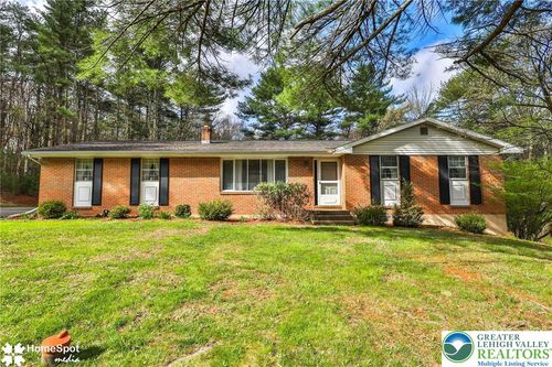 7262 Mount Eaton Rd, Saylorsburg, PA, 18353-7926 | Card Image