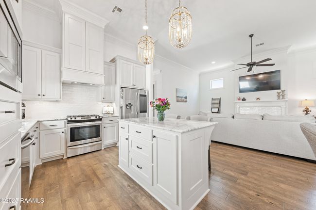 Kitchen | Image 11