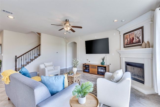 4829 Pyrenees Pass, House other with 5 bedrooms, 4 bathrooms and 2 parking in Bee Cave TX | Image 4