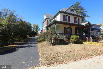 62 N Main Street, House other with 3 bedrooms, 1 bathrooms and null parking in MULLICA HILL NJ | Image 2