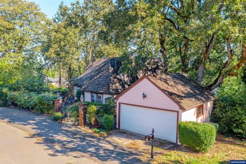 3370 Argyle Dr S, Salem, OR, 97302-4628 | Card Image