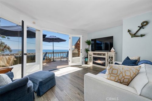 2430 Glenneyre St, Laguna Beach, CA, 92651-3922 | Card Image
