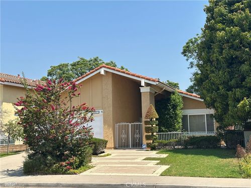 3911 Olive St, Irvine, CA, 92606-2146 | Card Image