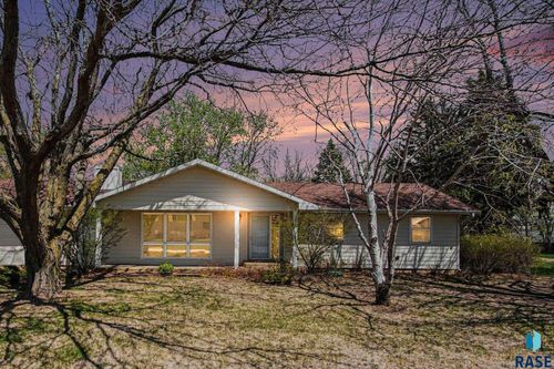 4210 Hermans Loop Loop, Yankton, SD, 57078 | Card Image