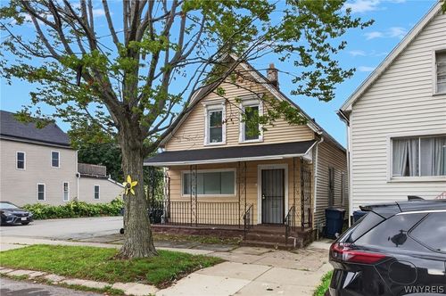 157 15th St, Buffalo, NY, 14213-2605 | Card Image