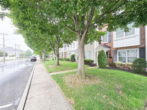 31 Stahlman Ln, Patchogue, NY, 11772-3564 | Card Image