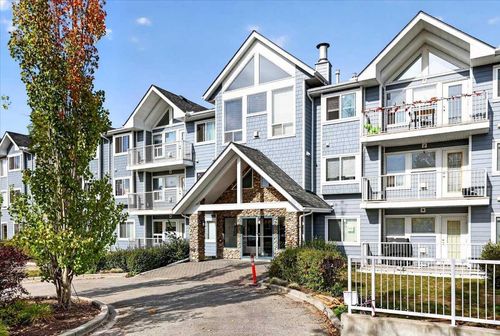 212-7 Harvest Gold Manor Ne, Calgary, AB, T3K4Y3 | Card Image