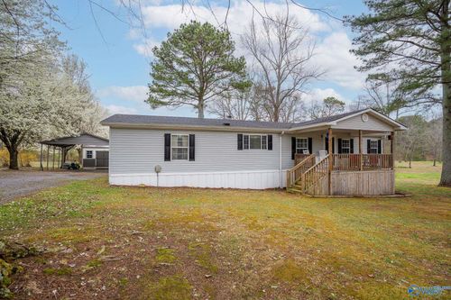 202 Moses Dr, Henagar, AL, 35978-5736 | Card Image