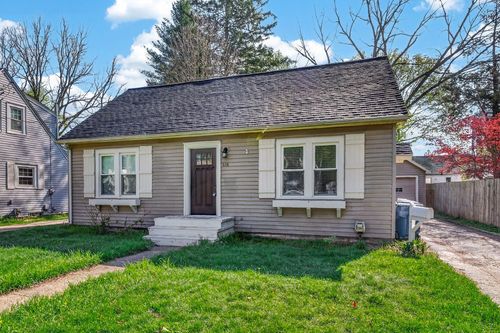 616 Pinehurst Boulevard, Kalamazoo, MI, 49006 | Card Image