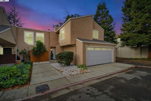 27639 Eucalyptus Ct, Hayward, CA, 94544-4719 | Card Image