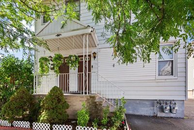 1104-1106 E 24th Street, Home with 4 bedrooms, 2 bathrooms and null parking in Paterson NJ | Image 3