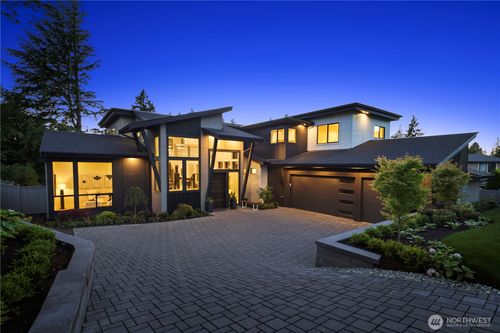 5515 108th Ave Ne, Kirkland, WA, 98033-7523 | Card Image