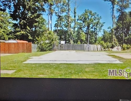 44050 Lake Village Rd, Prairieville, LA, 70769-6532 | Card Image