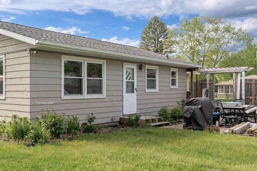 145 17th St Ne, Owatonna, MN, 55060-1305 | Card Image