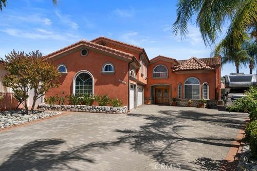 30186 Windward Dr, Canyon Lake, CA, 92587-7484 | Card Image