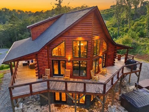 643 Woodstone Trl, Ellijay, GA, 30540-2670 | Card Image