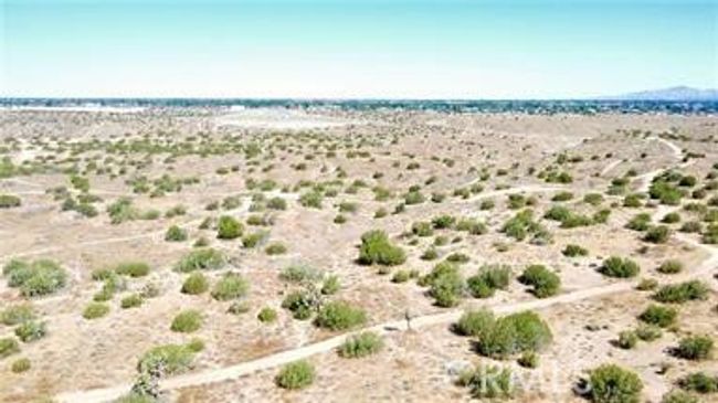 6800 Arrowhead Lake Rd, Home with 0 bedrooms, 0 bathrooms and null parking in Hesperia CA | Image 19
