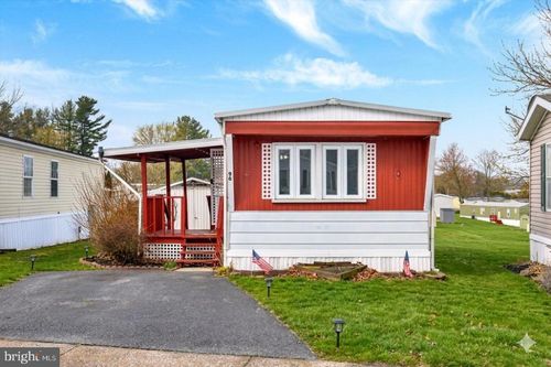 96 Buttonwood Dr, Dillsburg, PA, 17019-1100 | Card Image