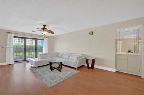 apt-405s-1201 S Ocean Dr, Hollywood, FL, 33019-2134 | Card Image
