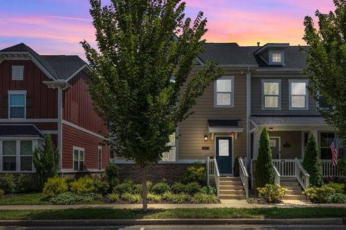 2019 Oglethorpe Dr, Franklin, TN, 37064-1841 | Card Image