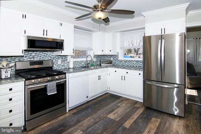 1 Myers Ave, House other with 3 bedrooms, 2 bathrooms and null parking in BERLIN NJ | Image 5