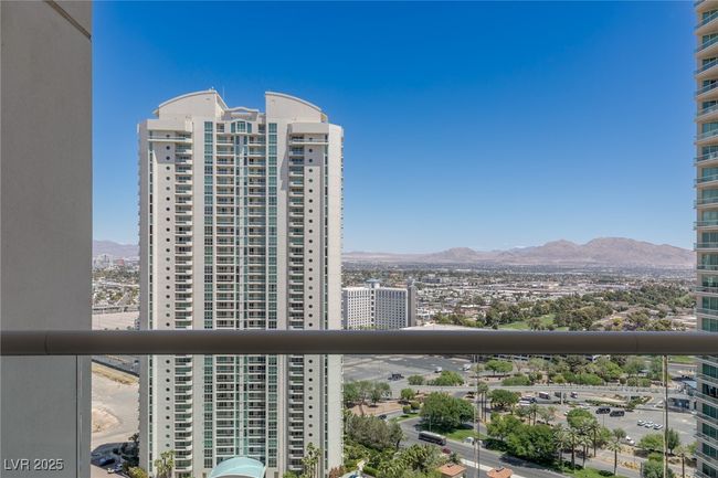 UNIT-2502 - 2877 Paradise Rd, Home with 3 bedrooms, 3 bathrooms and 1 parking in Las Vegas NV | Image 60