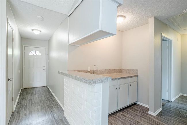 5606 Cypressgate Dr, House other with 3 bedrooms, 2 bathrooms and 2 parking in Spring TX | Image 5
