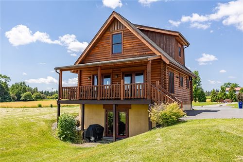 452 Armstrong Rd, Geneva, NY, 14456-9705 | Card Image