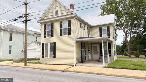 19 E Burd St, SHIPPENSBURG, PA, 17257-1339 | Card Image