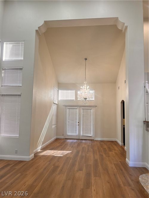 7 Crown Valley Dr, Henderson, NV, 89074-1555 | Card Image