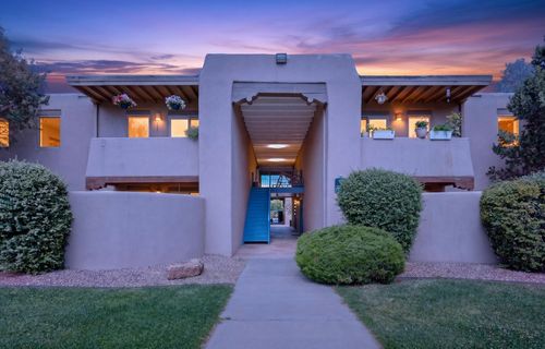 17-601 W San Mateo Rd, Santa Fe, NM, 87505-3971 | Card Image