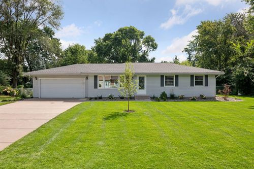 10117 Irwin Road, Bloomington, MN, 55437 | Card Image