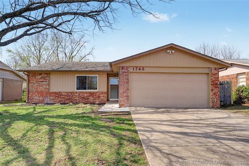 1746 Poplar Ave, Broken Arrow, OK, 74012-5107 | Card Image