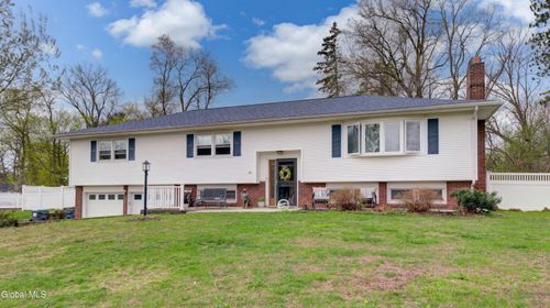 16 Vatrano Ln, Albany, NY, 12211-2051 | Card Image