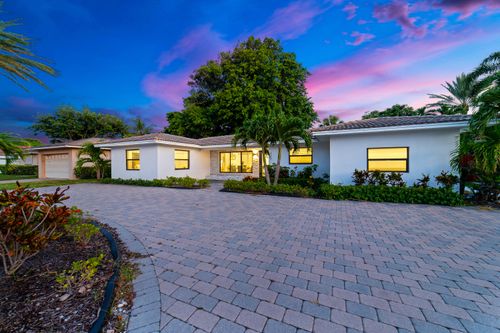 324 Bamboo Rd, Palm Beach Shores, FL, 33404-5735 | Card Image