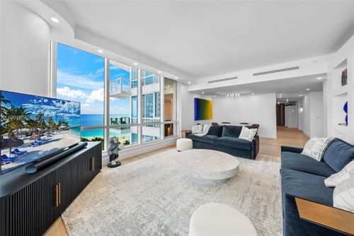 140910-100 S Pointe Dr, Miami Beach, FL, 33139-7364 | Card Image