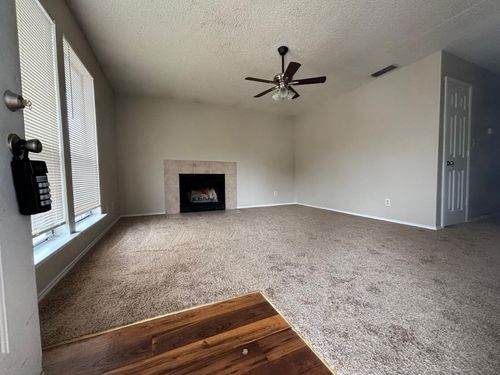 apt-c-8117 Foxfire Ln, White Settlement, TX, 76108-1172 | Card Image
