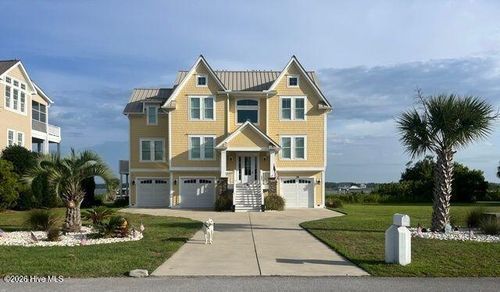 36 Sailview Dr, N Topsail Beach, NC, 28460-9216 | Card Image
