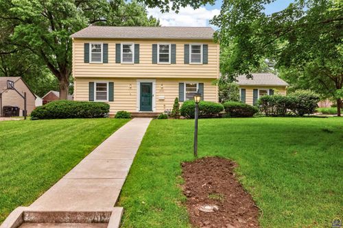 3535 Sw Avalon Ln, Topeka, KS, 66604 | Card Image