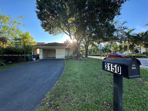 3150 Nw 94th Ave, Coral Springs, FL, 33065-5030 | Card Image