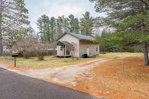 320 W Illinois St, Eagle River, WI, 54521-8920 | Card Image