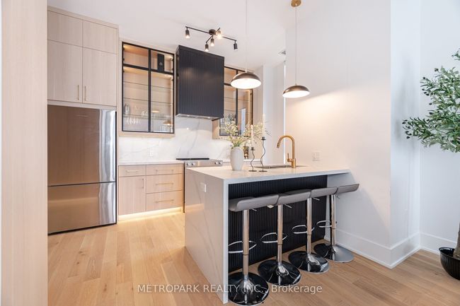 PH215 - 9000 Jane St, Condo with 2 bedrooms, 3 bathrooms and null parking in Concord ON | Image 8