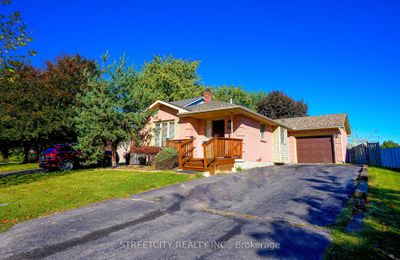 980 Thistledown Way, House other with 2 bedrooms, 2 bathrooms and 7 parking in London ON | Image 2