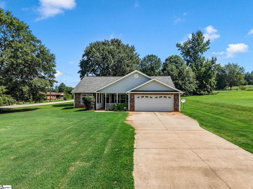 207 Gibbs Rd, Wellford, SC, 29385-9739 | Card Image