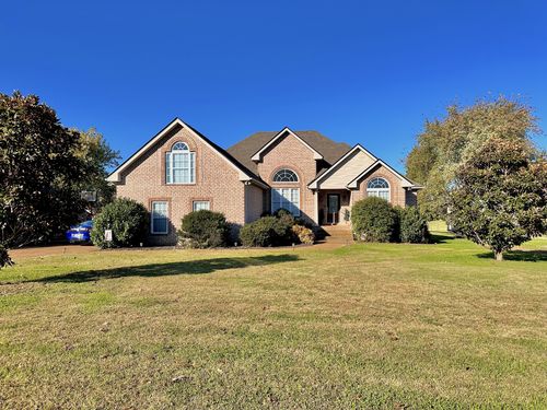 104 Mesa Dr, Portland, TN, 37148-2267 | Card Image