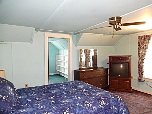 210 3 Rd St, House other with 3 bedrooms, 2 bathrooms and null parking in Spencer WV | Image 25