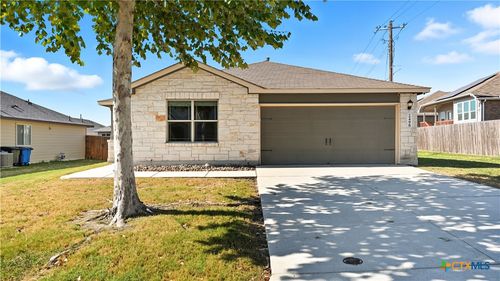 2490 Lonesome Creek Trl, New Braunfels, TX, 78130-4237 | Card Image